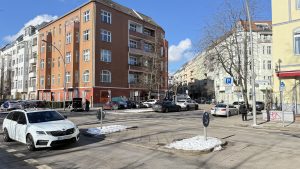 Einmündung Am Friedrichshain Käthe-Niederkirchner