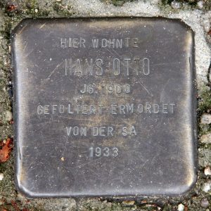 Stolperstein: Hier wohnte Hans Otto, Jg 1900, Gefolgrt, ermordet von der SA 1933